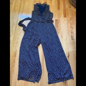 J. Crew Point Sur NWOT sleeveless navy blue floral wide leg jumpsuit size 8